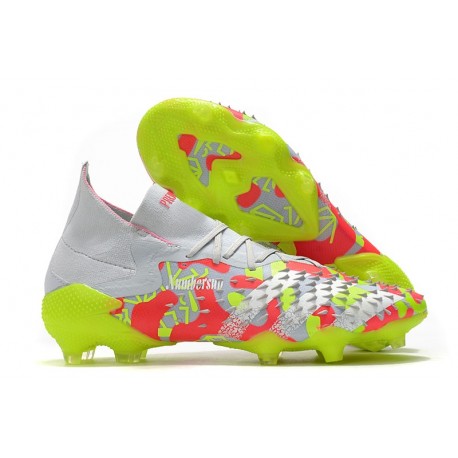 Crampons adidas Predator Freak.1 FG Gris Rose Volt