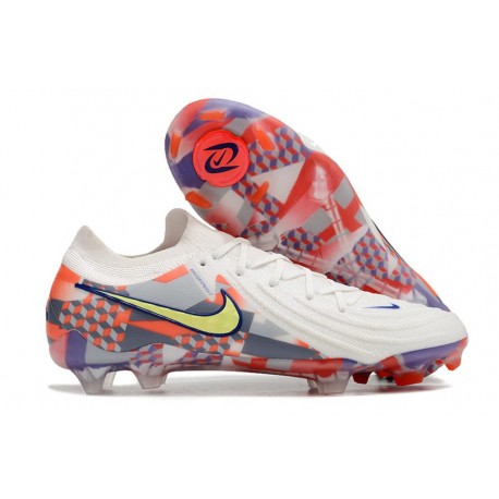 Chaussure Nike Phantom Luna 2 Elite L FG SE x Barna Fantôme Ziron Clair
